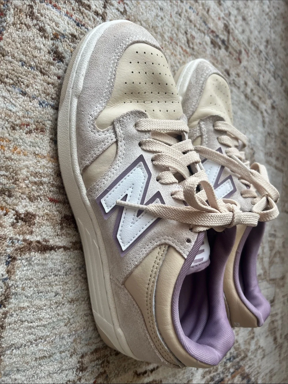 New Balance 480 Women's Cream & Lavender Low-Top Sneakers